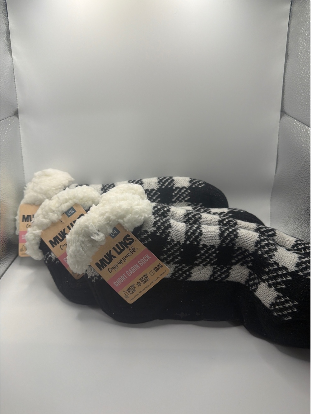 Lot of 3! Muk Luks Short Cabin Socks Non skid Grips L/XL NEW!
